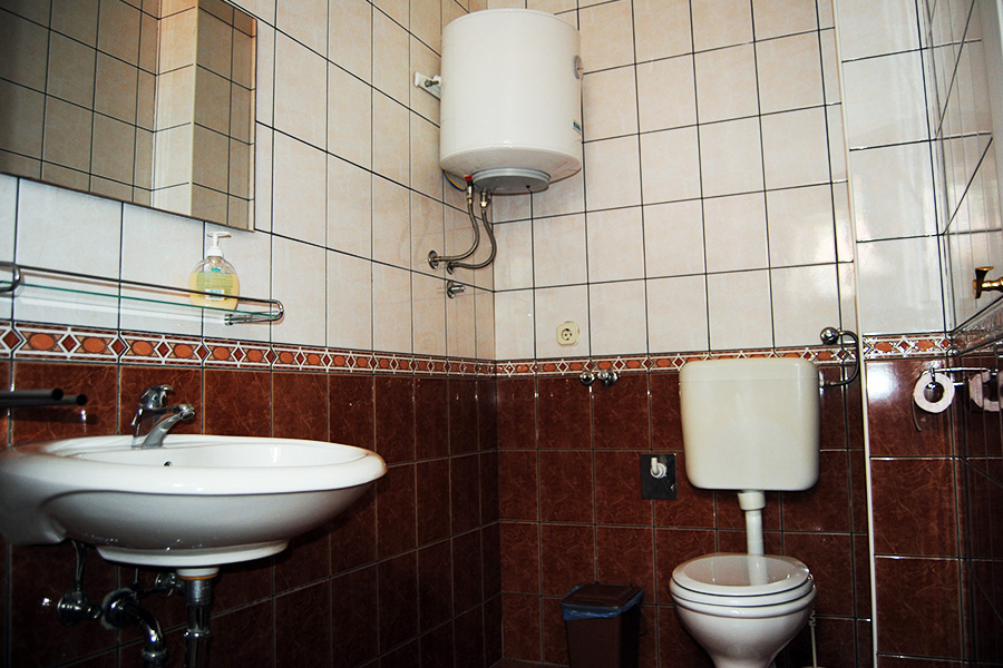 Apartman 1 - bathroom